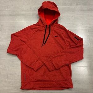 Nike Men’s Therma-FIT Pullover Fitness Hoodie Red Heather DQ4834-677 Size Small